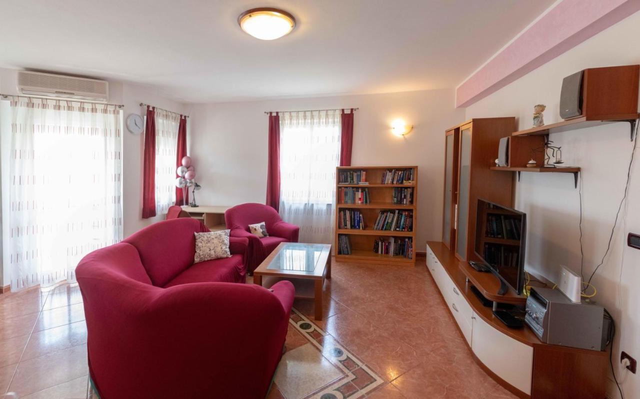 Apartment Kata Ρόβινι Εξωτερικό φωτογραφία