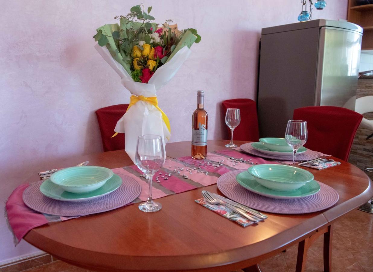 Apartment Kata Ρόβινι Εξωτερικό φωτογραφία